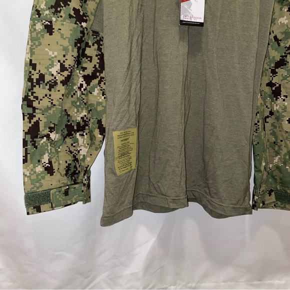 EmersonGear Tactical Digital Day Desert Camo Shirt 1/2 Zip Med NEW - Picture 8 of 8